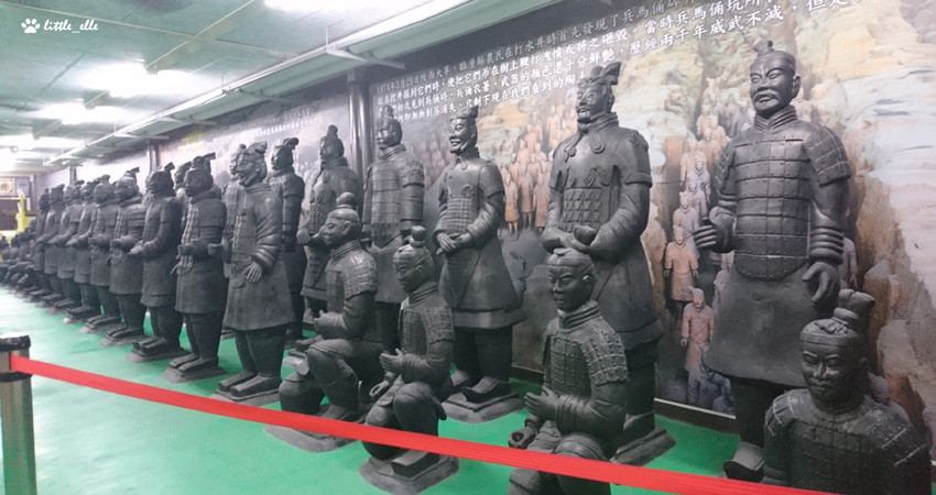 兵馬俑.jpg - 白人牙膏觀光工廠