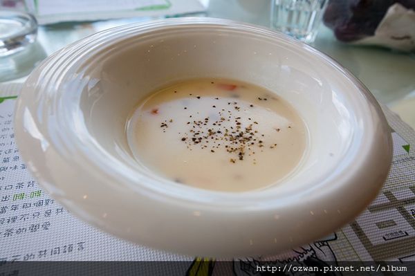 [吃喝]嘚嘚茶語共和餐飲（彰化田中創始店）。