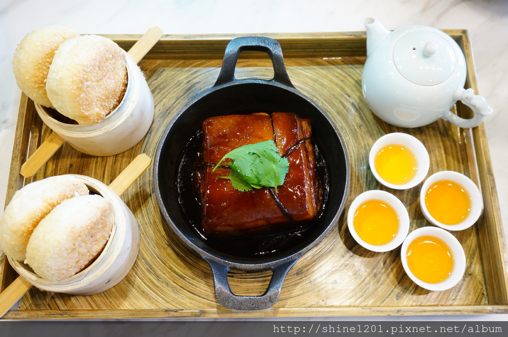 飯BAR中西創意料理｜內湖美食.市政府站美食.忠孝復興站美食
