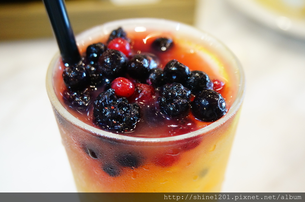 飯BAR中西創意料理｜內湖美食.市政府站美食.忠孝復興站美食