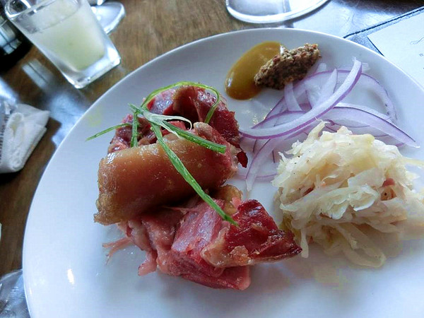 Bravo Beer布娜飛比利時啤酒餐廳(公益店)(公益店)：【品酒會】(文末有禮物)品嘗比利時啤酒的歷史與文化~體驗多重層次的微醺♫比利時啤酒品酒會~@Bravo Beer布娜飛比利時啤酒餐廳(公益店)