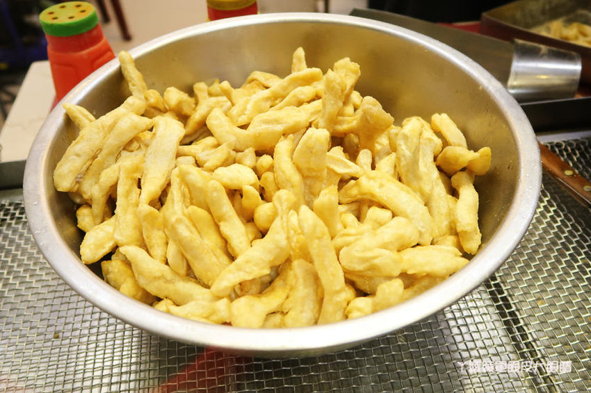 新竹鹽酥雞!三味鹽酥雞,外皮酥脆好吃的無骨鹹酥雞