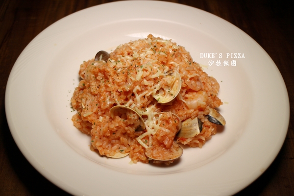 Duke's Pizza:三重披薩/義式料理『Duke's Pizza』捷運台北橋站/手工披薩/義大利麵/燉飯