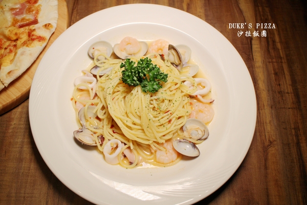 Duke's Pizza:三重披薩/義式料理『Duke's Pizza』捷運台北橋站/手工披薩/義大利麵/燉飯