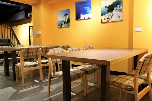 Duke's Pizza：【新北市三重食記】DUKE'S PIZZA 頂級義式薄皮披薩/台北橋站三合夜市美食/連鱷魚也超愛/自製創意PIZZA/平價餐廳