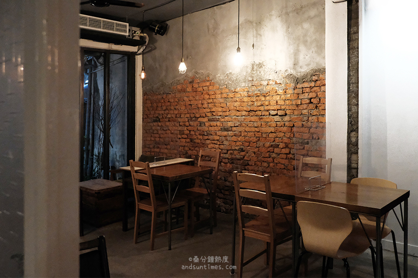 【台北】老木咖啡｜大安區不限時咖啡廳｜六張犁站，有店貓、wifi、插座 - 桑分鐘熱度