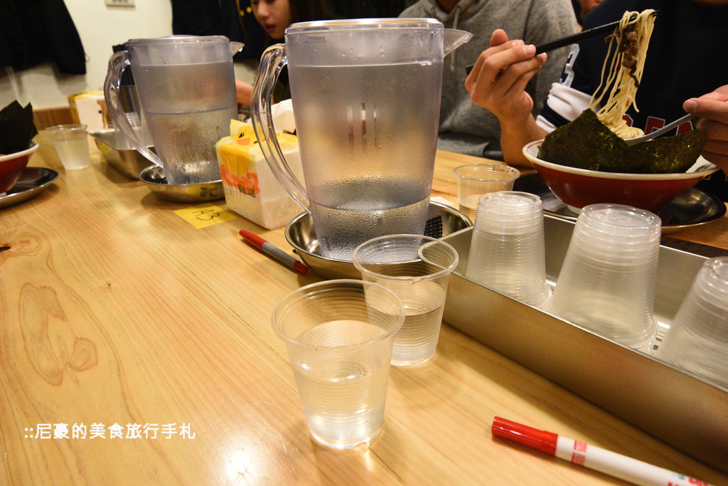 [台南中西] 一碗入魂 超香濃日式豚骨拉麵 豚骨家 台南日本日式拉麵推薦必吃食記