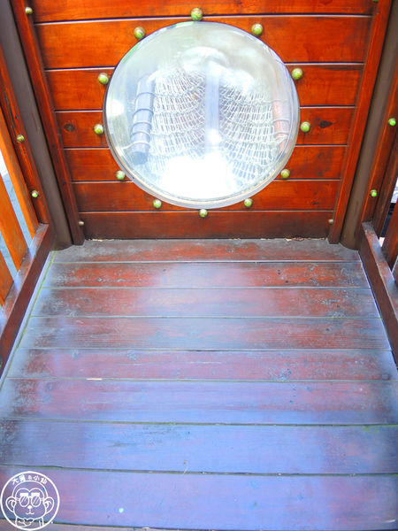 中山國小：作伙來企投【宜蘭･中山國小】四座溜滑梯讓小朋友玩瘋了