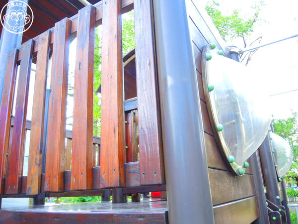 中山國小：作伙來企投【宜蘭･中山國小】四座溜滑梯讓小朋友玩瘋了