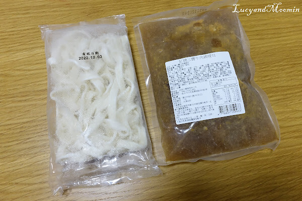 【宅配美食推薦】洪師父牛肉麵。5屆冠軍牛肉麵推出冷凍調理包，方便加熱即食，湯頭濃郁、牛肉軟嫩且麵條Q軟