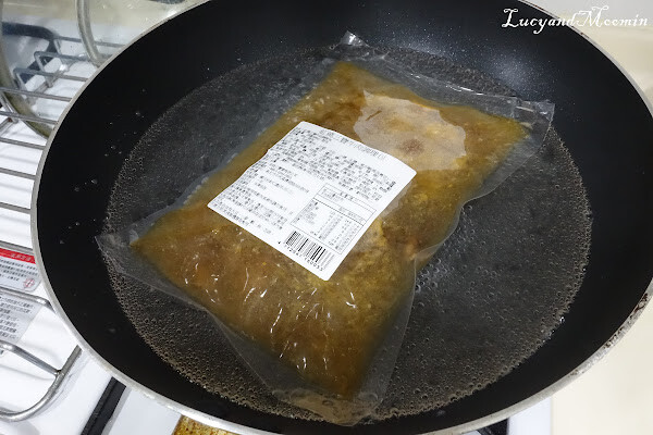 【宅配美食推薦】洪師父牛肉麵。5屆冠軍牛肉麵推出冷凍調理包，方便加熱即食，湯頭濃郁、牛肉軟嫩且麵條Q軟