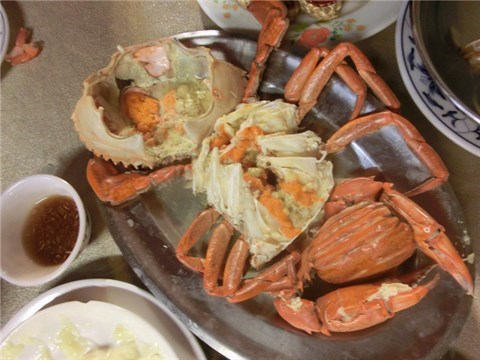 蟹 - 淡水區的淡水海風餐廳) 蟹 - 淡水區的淡水海風餐廳)