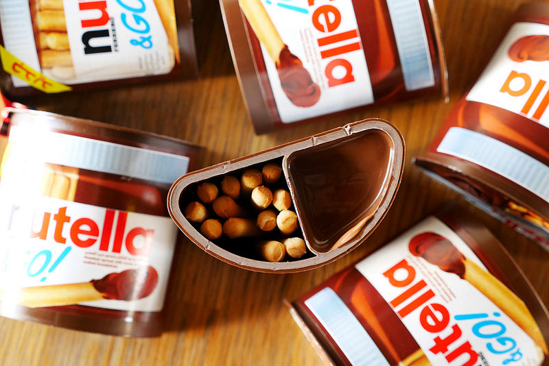 【台中散策食記】能多益巧克力棒隨手杯 Nutella 向上路 SOGO 勤美誠品│西區:全家便利商店與家樂福都有賣~來自德國超人氣巧克力隨手杯超搶手~童趣榛果巧克力醬加麥芽餅乾棒趣味組合吃法~跑了