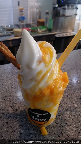 BEE&MILK：桃園/桃園市 來自星星的蜂巢霜淇淋~＜蜂＞ 味十足超香濃~BEE&MILK