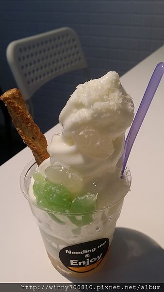 BEE&MILK：桃園/桃園市 來自星星的蜂巢霜淇淋~＜蜂＞ 味十足超香濃~BEE&MILK