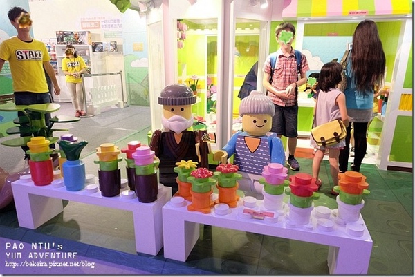 Fun大吧！積木村。走進積木的甜蜜世界–巨型積木展(台北場)：▋〈展覽〉華山 。Fun大吧!積木村。親愛的，我把樂高變大了！ ▋