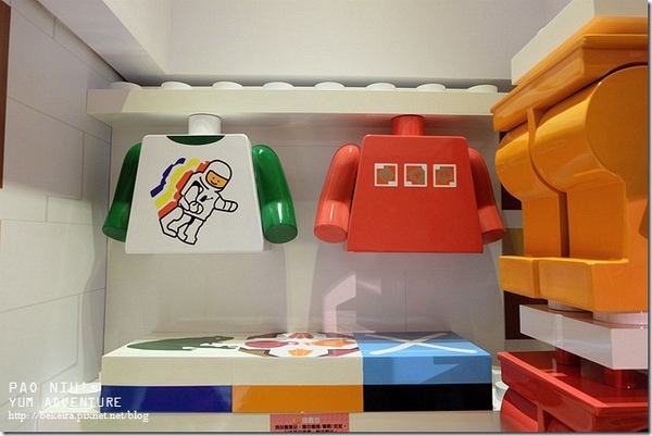 Fun大吧！積木村。走進積木的甜蜜世界–巨型積木展(台北場)：▋〈展覽〉華山 。Fun大吧!積木村。親愛的，我把樂高變大了！ ▋