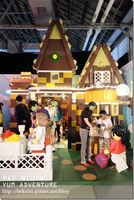 Fun大吧！積木村。走進積木的甜蜜世界–巨型積木展(台北場)：▋〈展覽〉華山 。Fun大吧!積木村。親愛的，我把樂高變大了！ ▋