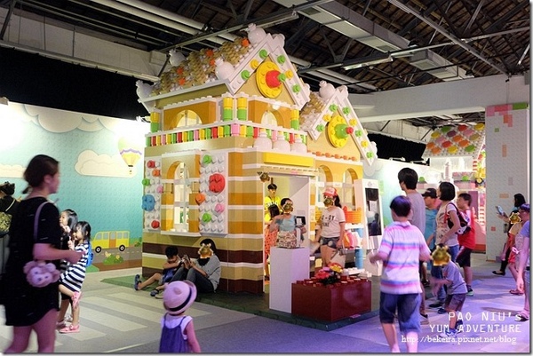 Fun大吧！積木村。走進積木的甜蜜世界–巨型積木展(台北場)：▋〈展覽〉華山 。Fun大吧!積木村。親愛的，我把樂高變大了！ ▋