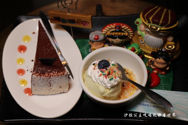 鍋之舞頂級麻辣鴛鴦鍋(林口店)：桃園龜山麻辣鍋/火鍋『鍋之舞頂級麻辣鴛鴦鍋-林口店』現烤鳥蛋/鍋底鴨血.豆腐吃到飽