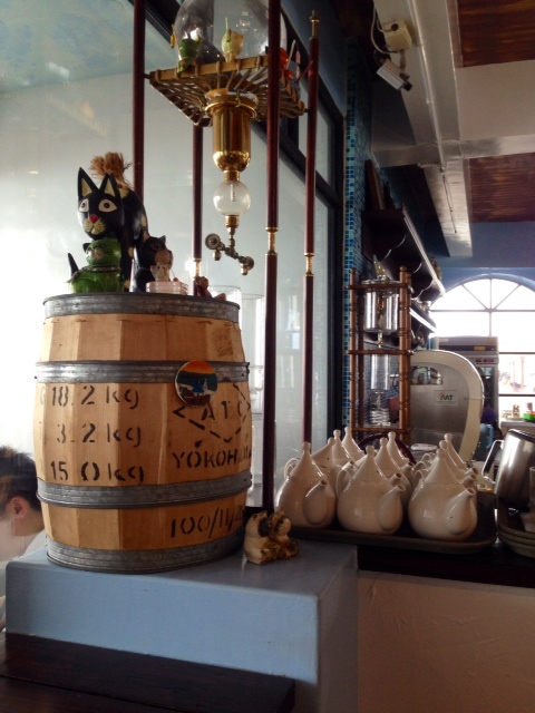 [北海岸-石門] 洋荳子咖啡館~~好悠閒放空的一個下午~~