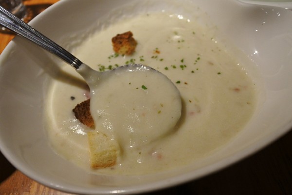 Second Floor Cafe 貳樓餐廳(公益店):【台中.美食】Second Floor Cafe 貳樓餐廳 ❤ 早午餐漢堡三明治樂活飯義大利麵比薩甜點選擇超級多 Second Floor Cafe 貳樓餐廳(公益店):【台中.美食】Second Floor Cafe 貳樓餐廳 ❤ 早午餐漢堡三明治樂活飯義大利麵比薩甜點選擇超級多