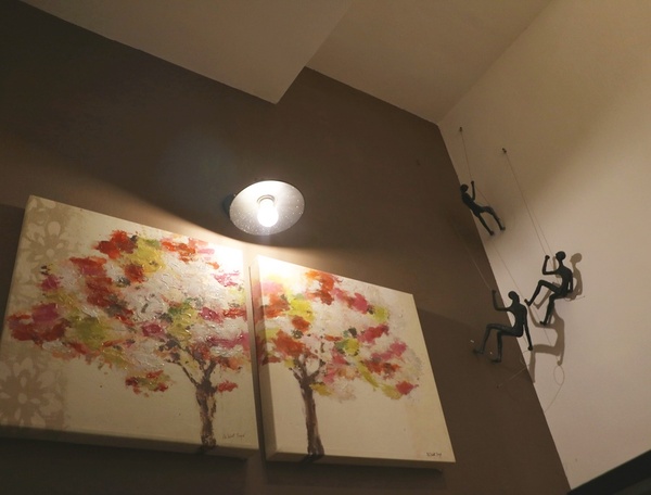 高雄 三民。Zone Café 弄咖啡，嫻靜巷弄轉角美食