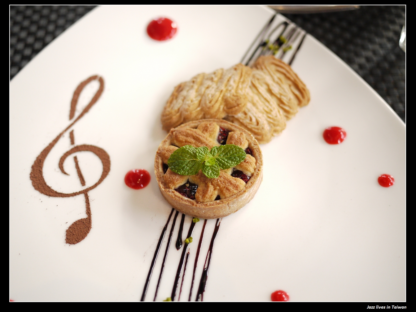 [Living One]台大品下午茶兼與無緣大嫂的最後一餐