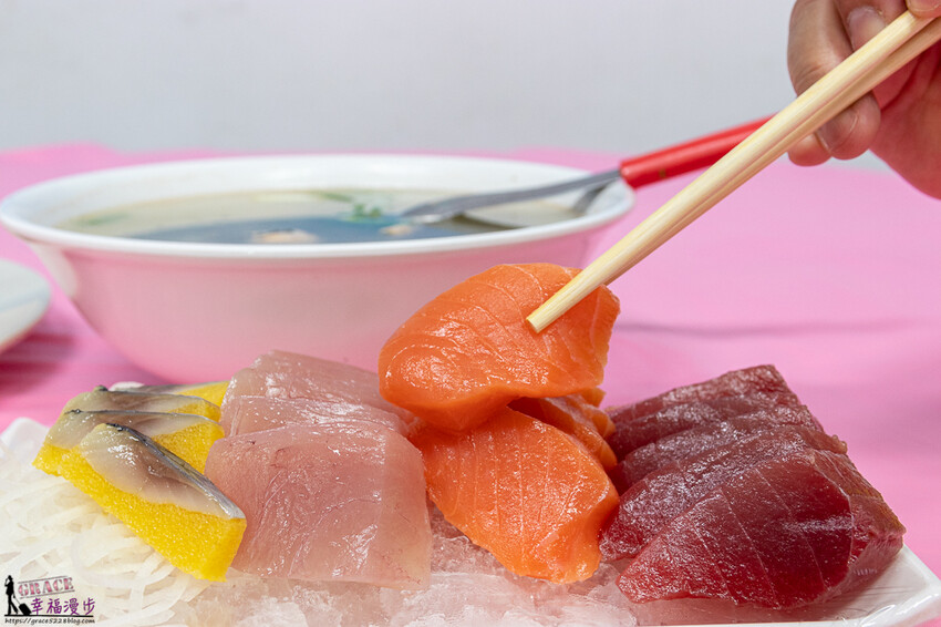 阿興生魚片｜恆春鎮屏東縣–後壁湖海鮮美食推薦，平價新鮮的超人氣餐廳