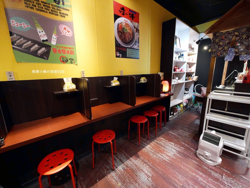 【新竹美食】麵堂拉麵專賣店,新竹動物園旁必吃平價拉麵店,除了日式拉麵還有麻油雞拉麵!內文附詳細菜單介紹。 @熊寶小榆の旅遊日記