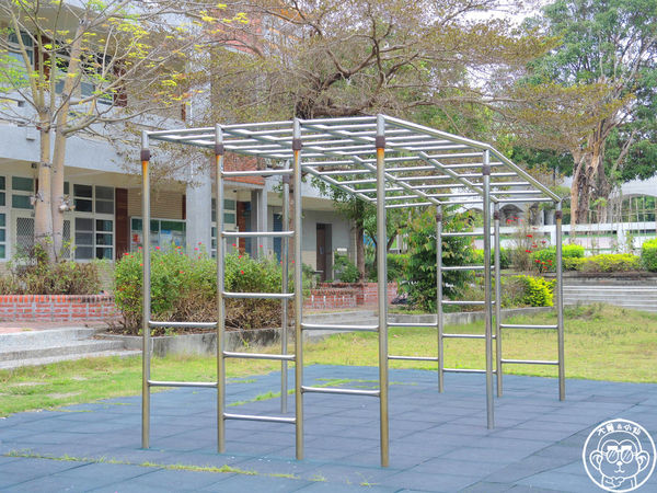 村東國小：作伙來企投【彰化大村･村東國小】像童話繪本的社區閱讀中心