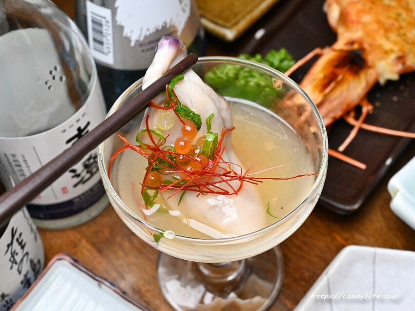 將軍府｜超浮誇巨大生蠔在這裡！沒訂位直接來吃不到～食尚玩家推薦台中深夜美食～