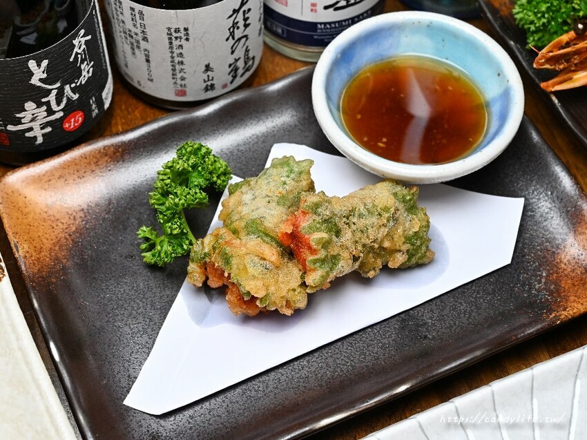 將軍府｜超浮誇巨大生蠔在這裡！沒訂位直接來吃不到～食尚玩家推薦台中深夜美食～