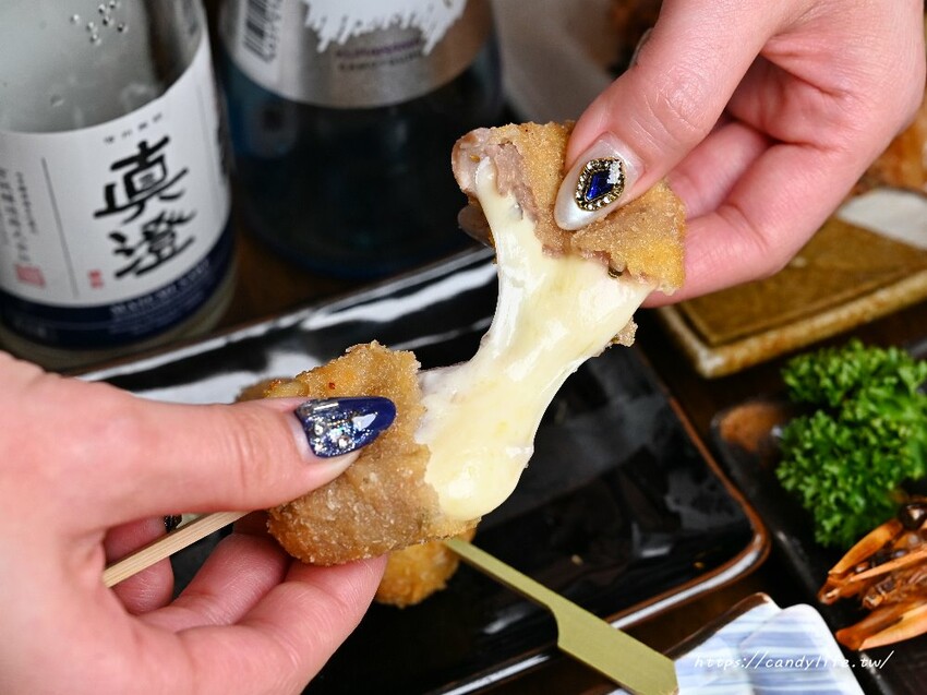 將軍府｜超浮誇巨大生蠔在這裡！沒訂位直接來吃不到～食尚玩家推薦台中深夜美食～