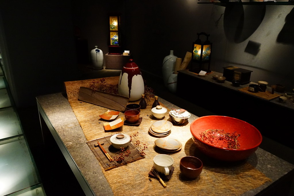 新都里懷石料理 。青山依舊在，幾度夕陽紅，曾經滄海難為水，怎叫人不唏噓。真誠料理風華得再現，板前料理人，一傳太田真料理