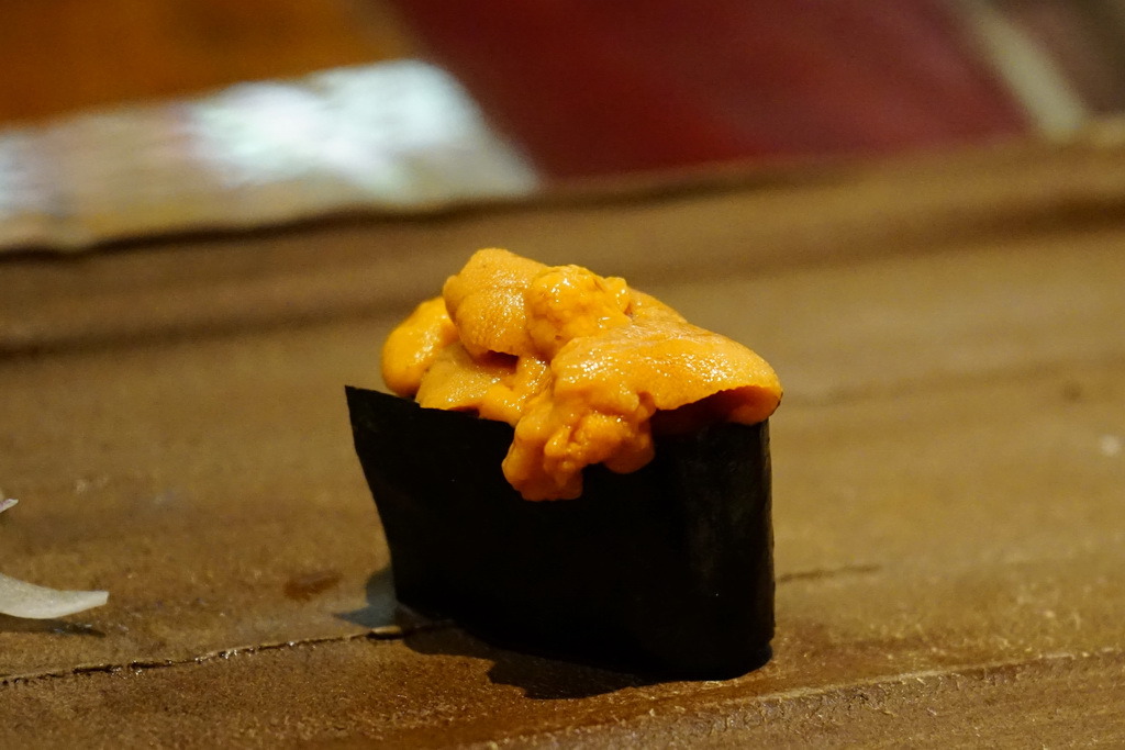 新都里懷石料理 。青山依舊在，幾度夕陽紅，曾經滄海難為水，怎叫人不唏噓。真誠料理風華得再現，板前料理人，一傳太田真料理