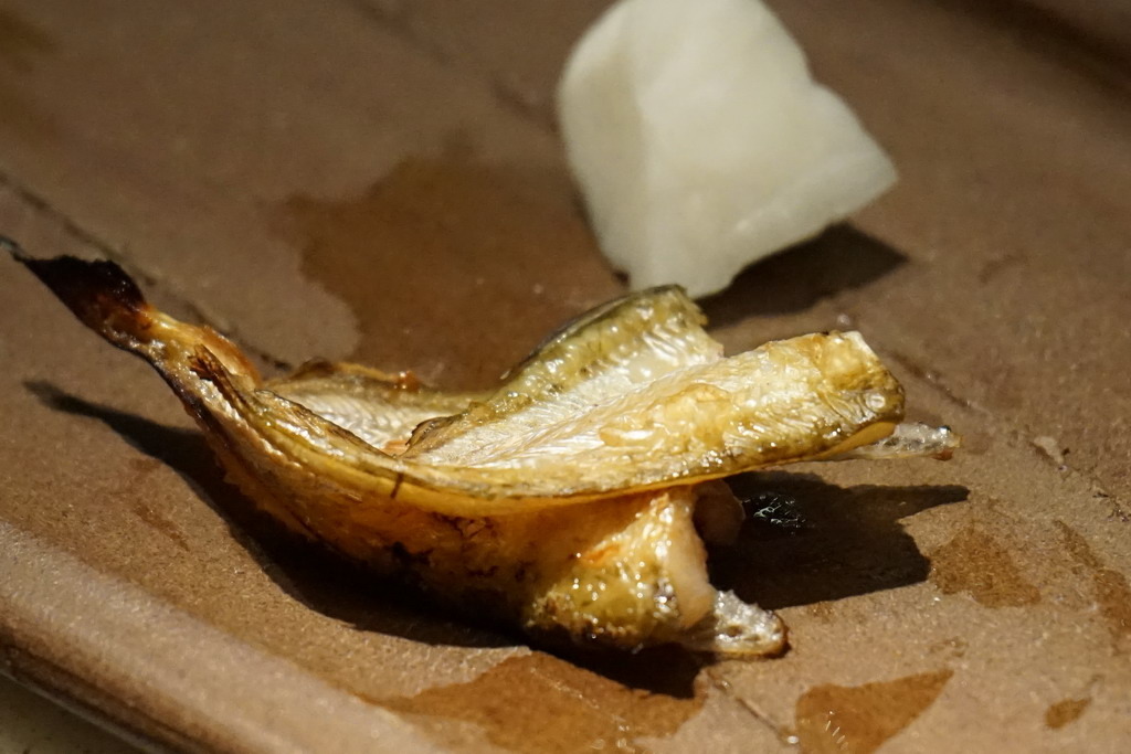 新都里懷石料理 。青山依舊在，幾度夕陽紅，曾經滄海難為水，怎叫人不唏噓。真誠料理風華得再現，板前料理人，一傳太田真料理