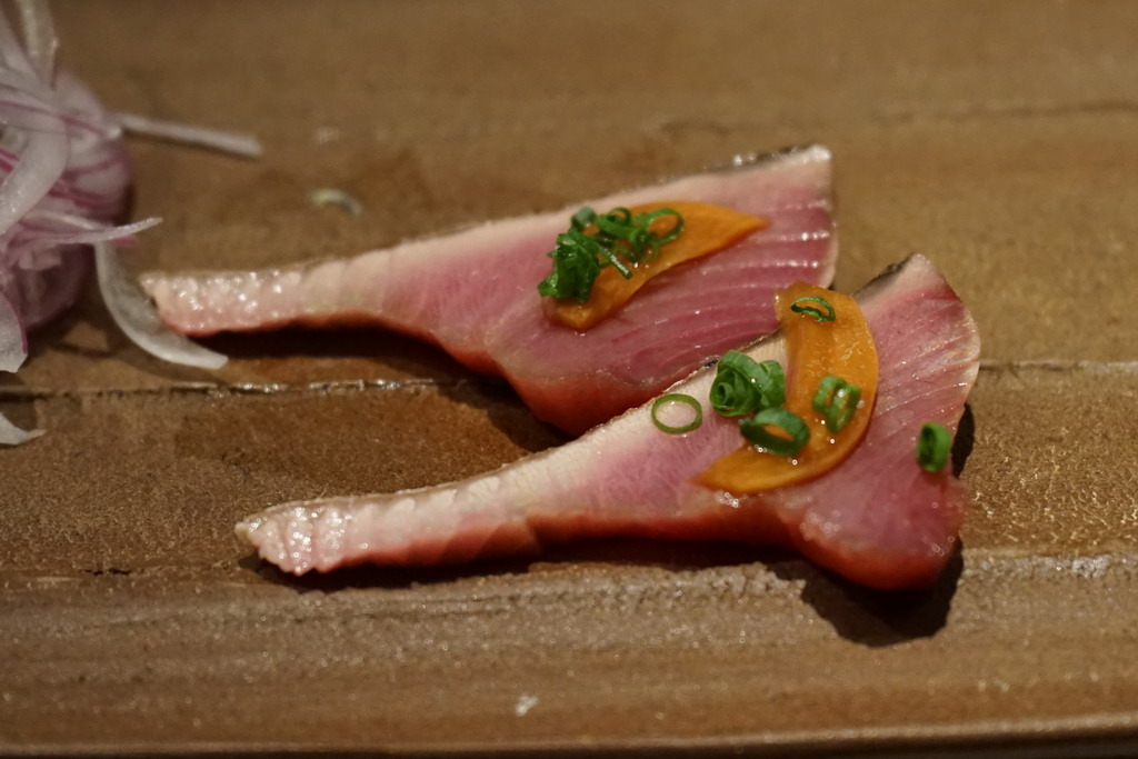 新都里懷石料理 。青山依舊在，幾度夕陽紅，曾經滄海難為水，怎叫人不唏噓。真誠料理風華得再現，板前料理人，一傳太田真料理