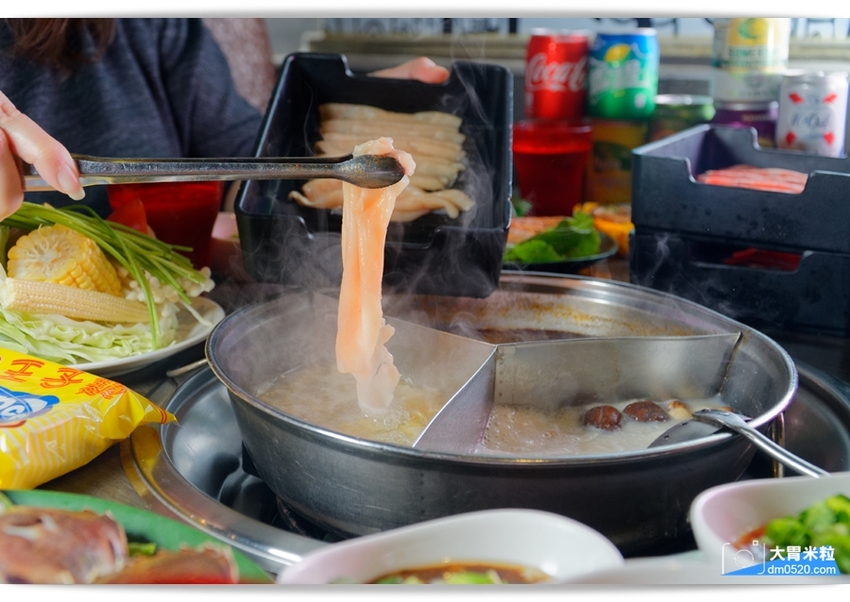 西門町火鍋吃到飽推薦,天外天精緻火鍋昆明店,排場精彩！可享三種湯頭賓士鍋/9種現切肉品/哈根達斯+詩莊堡蘋果酒無限暢飲,台北麻辣鍋吃到飽推薦, - 大胃米粒 DAVID & MILLY