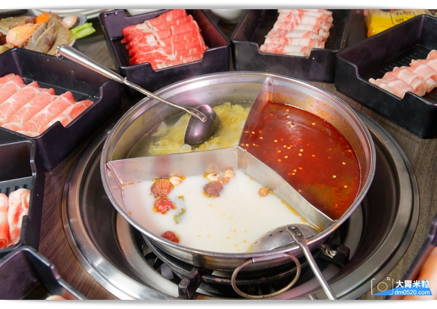 西門町火鍋吃到飽推薦,天外天精緻火鍋昆明店,排場精彩！可享三種湯頭賓士鍋/9種現切肉品/哈根達斯+詩莊堡蘋果酒無限暢飲,台北麻辣鍋吃到飽推薦, - 大胃米粒 DAVID & MILLY