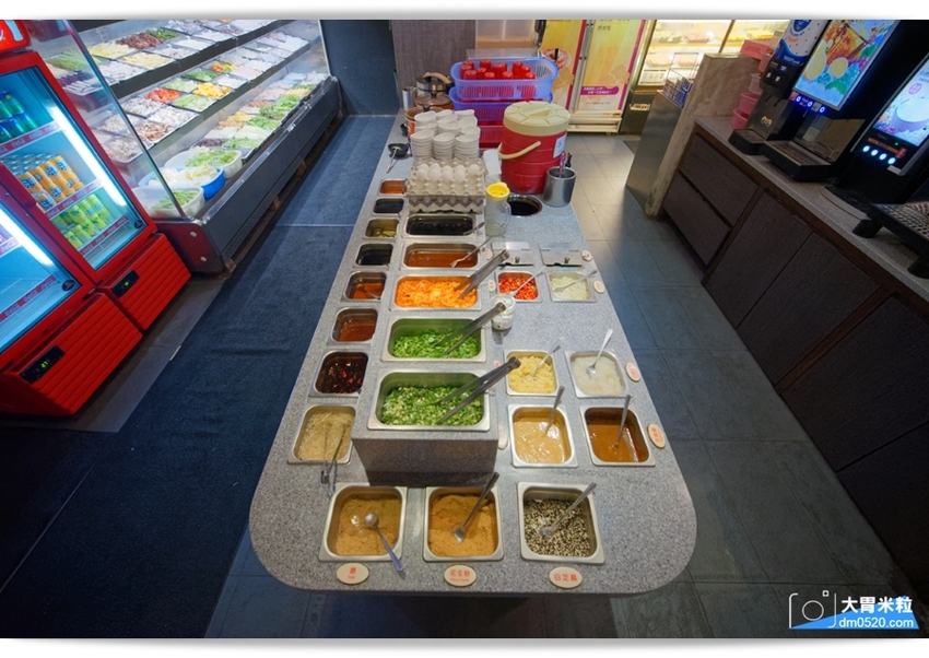 西門町火鍋吃到飽推薦,天外天精緻火鍋昆明店,排場精彩！可享三種湯頭賓士鍋/9種現切肉品/哈根達斯+詩莊堡蘋果酒無限暢飲,台北麻辣鍋吃到飽推薦, - 大胃米粒 DAVID & MILLY