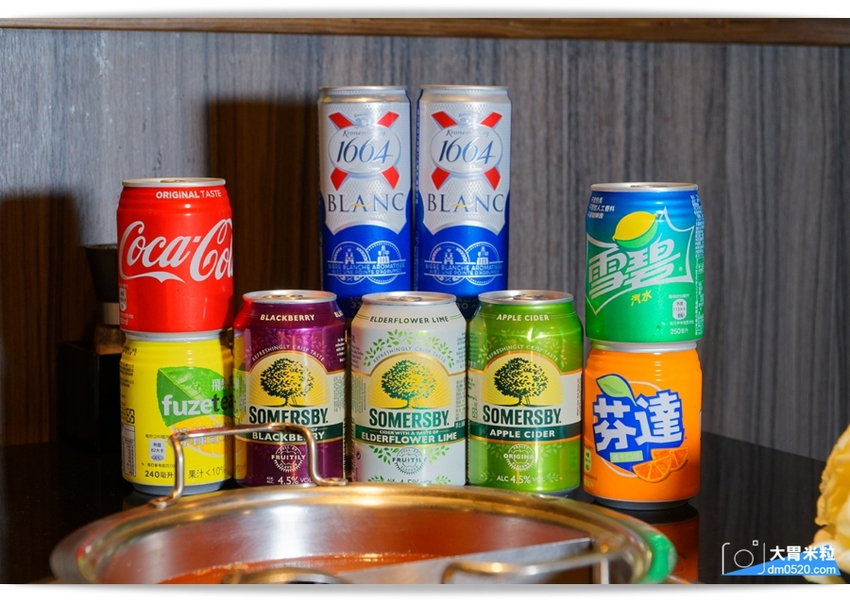 西門町火鍋吃到飽推薦,天外天精緻火鍋昆明店,排場精彩！可享三種湯頭賓士鍋/9種現切肉品/哈根達斯+詩莊堡蘋果酒無限暢飲,台北麻辣鍋吃到飽推薦, - 大胃米粒 DAVID & MILLY