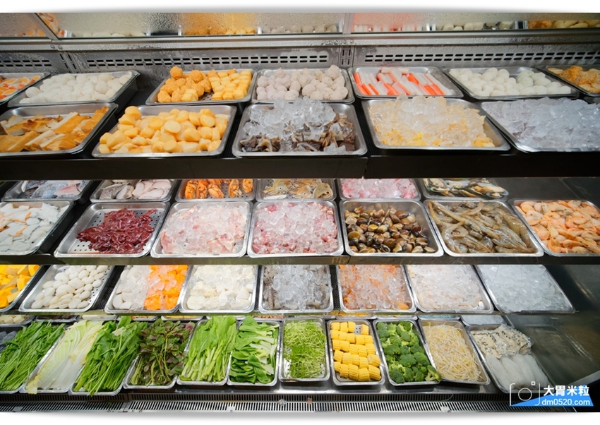 西門町火鍋吃到飽推薦,天外天精緻火鍋昆明店,排場精彩！可享三種湯頭賓士鍋/9種現切肉品/哈根達斯+詩莊堡蘋果酒無限暢飲,台北麻辣鍋吃到飽推薦, - 大胃米粒 DAVID & MILLY