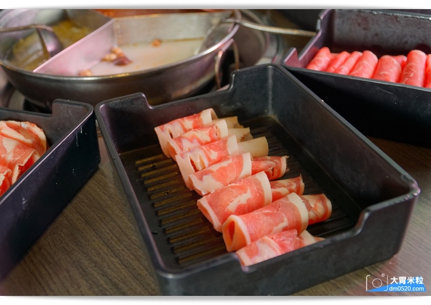 西門町火鍋吃到飽推薦,天外天精緻火鍋昆明店,排場精彩！可享三種湯頭賓士鍋/9種現切肉品/哈根達斯+詩莊堡蘋果酒無限暢飲,台北麻辣鍋吃到飽推薦, - 大胃米粒 DAVID & MILLY