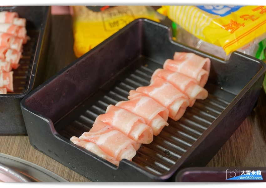 西門町火鍋吃到飽推薦,天外天精緻火鍋昆明店,排場精彩！可享三種湯頭賓士鍋/9種現切肉品/哈根達斯+詩莊堡蘋果酒無限暢飲,台北麻辣鍋吃到飽推薦, - 大胃米粒 DAVID & MILLY