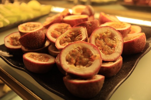 天外天精緻麻辣火鍋(台北昆明旗艦店)：【台北／西門】天外天精緻火鍋(昆明店)-CP值爆表吃到飽自助火鍋！給你多種選擇～新鮮季節水果還有哈根達斯吃到飽！