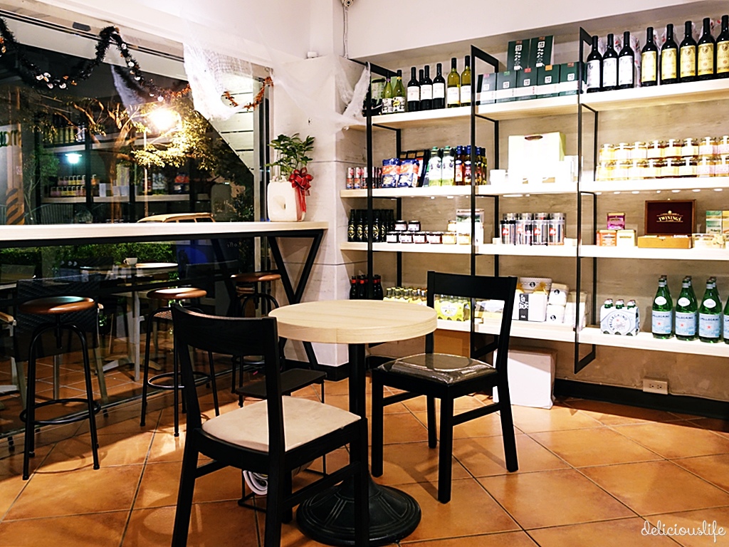 moonstruck-4 moonstruck-4