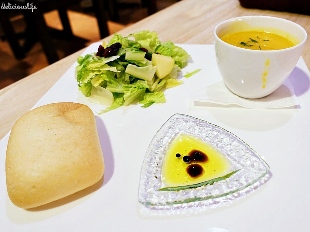 moonstruck-7 moonstruck-7