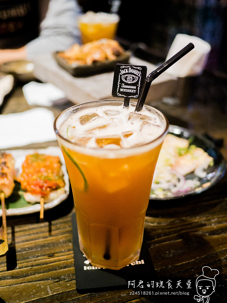 【台北】一号基地炭火食堂 ダイニングバー|充滿魅力的創意串燒|味自慢燒肉料理製作所