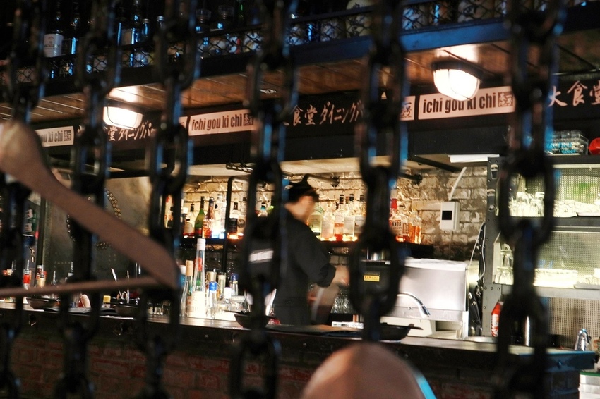 一号基地.炭火食堂ダイニングバー